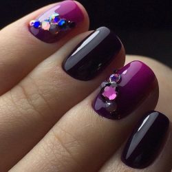 Two-color short nails photo