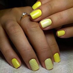 Yellow short nails photo