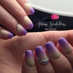 Yellow and purple nails photo