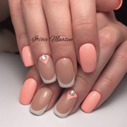Peach summer nails photo