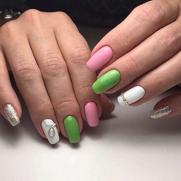 Tri-color nails