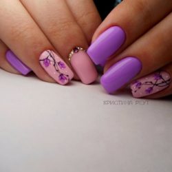 Elegant nails photo
