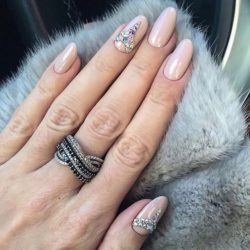 Beige and pastel nails photo