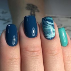 Blue manicure photo