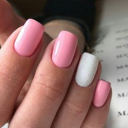 Modest nails photo
