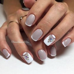 Grey and white nails photo