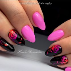 Rose nail art photo
