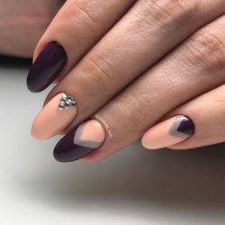 Nails with rhinestones photo