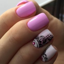 Pink nails photo