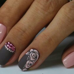 Grey and pink nails photo