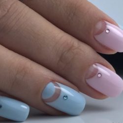 Pink and blue nails photo