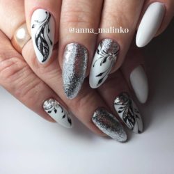 White nails with pattern photo