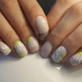 Delicate beige nails