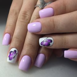 white and purple nails photo