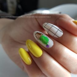 Yellow and white nail designs photo