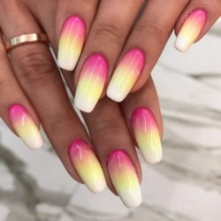 Summer gradient nails photo