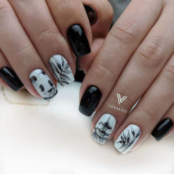 Black and white nail art photo