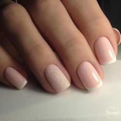 White and pink french manicure photo