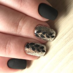 Matte black nails photo