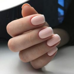 French on short nails photo